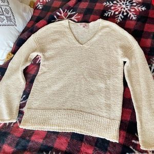 Philosophy Tops | White cream Sweater - Philosophy | Color: white| Size: M |